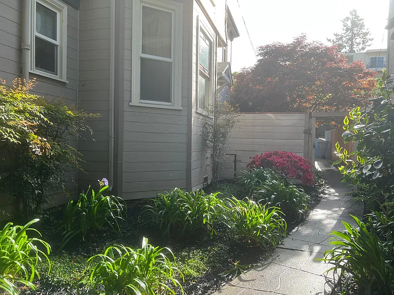2530 College Ave #3 — Photo 15