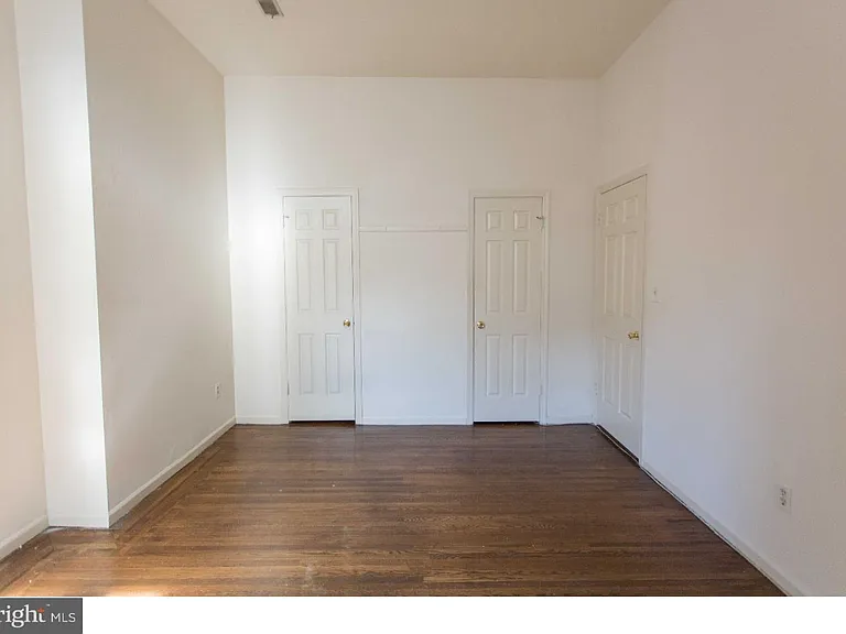 526 Spruce St #3R — Photo 17