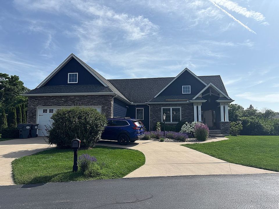 1st image of 2400 Bay Pointe Dr