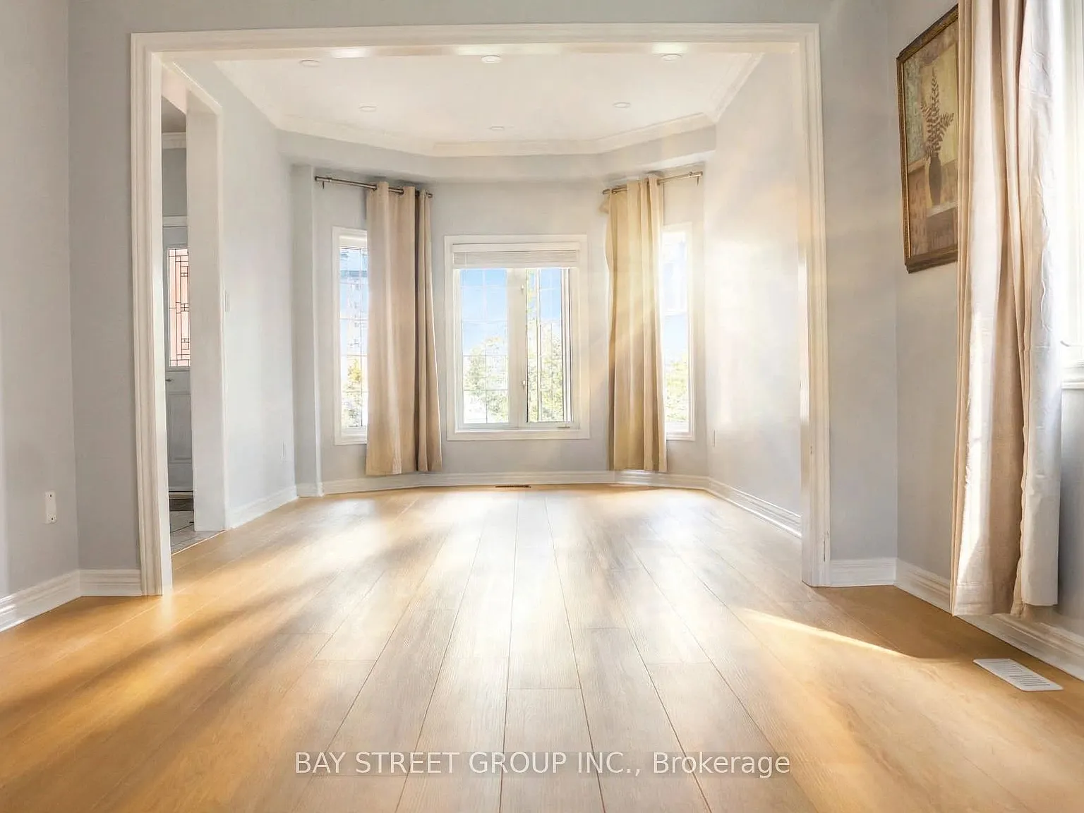 5 bed, $4,100 — Photo 4
