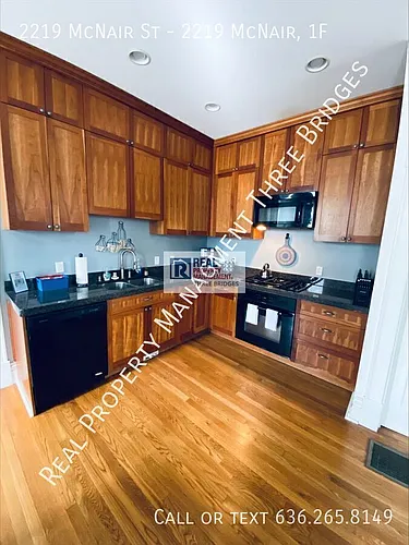 2219 McNair Ave #2219 MCNAIR 1F Photo 1