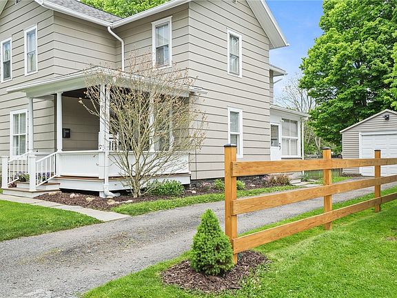 3rd image of 519 Herrick St