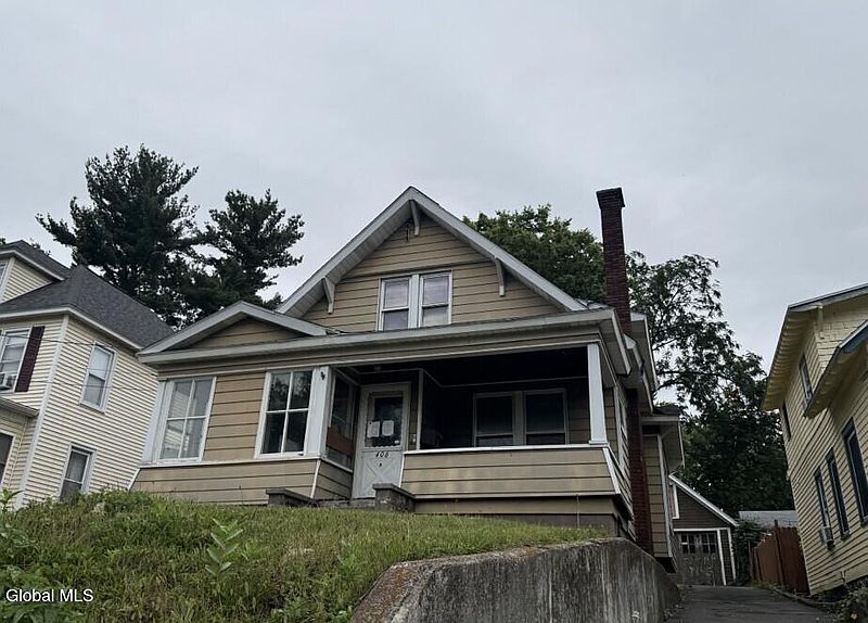 2nd image of 406 Mohawk Avenue