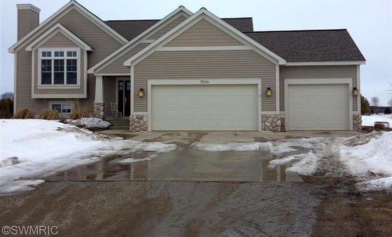 1st image of 7500 124th Ave