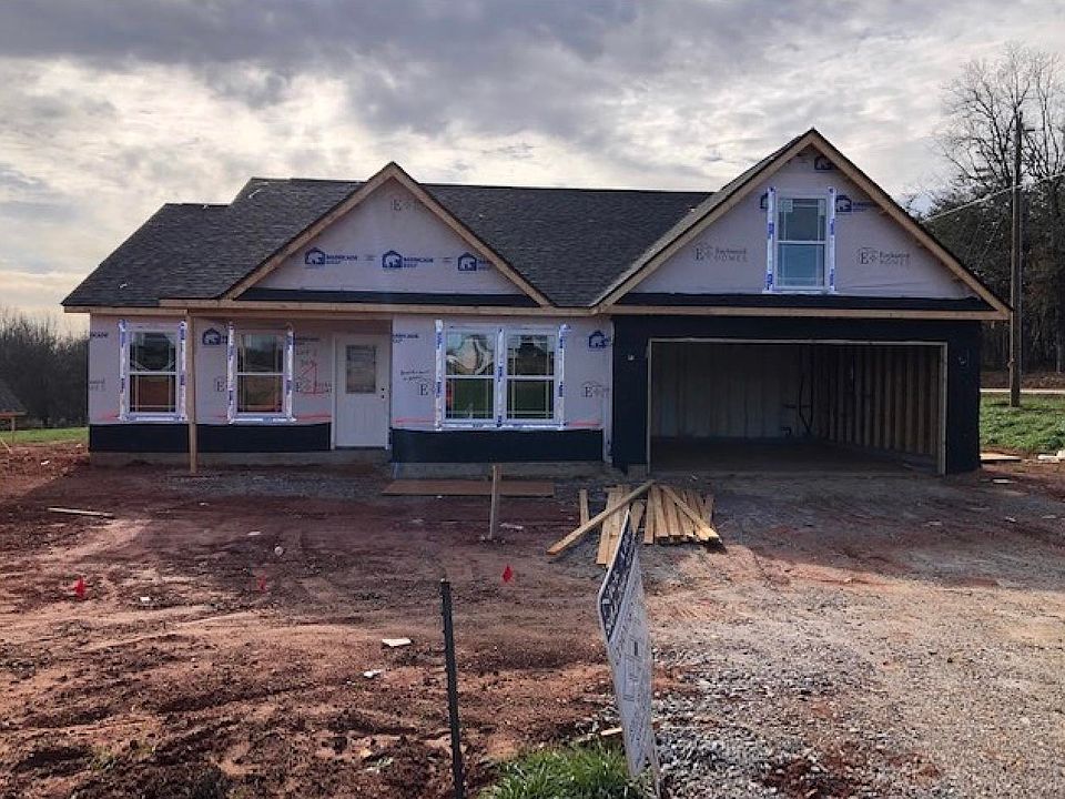 1st image of 304 Dogwood Trl