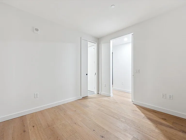 610 Davis St #2906 — Photo 13