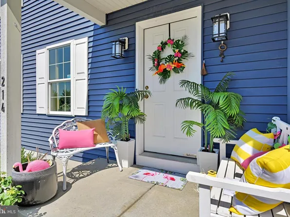 214 Loghes Dr, Manheim, PA 17545