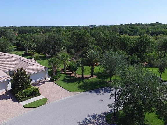 2nd image of 7625 Camminare Dr