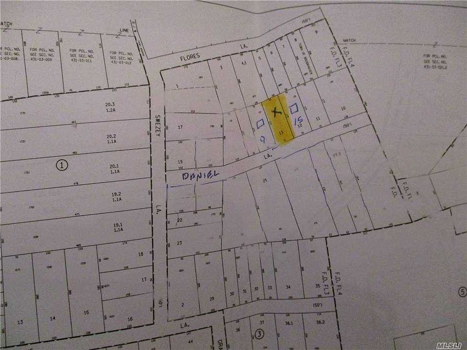 2nd image of Daniel Ln