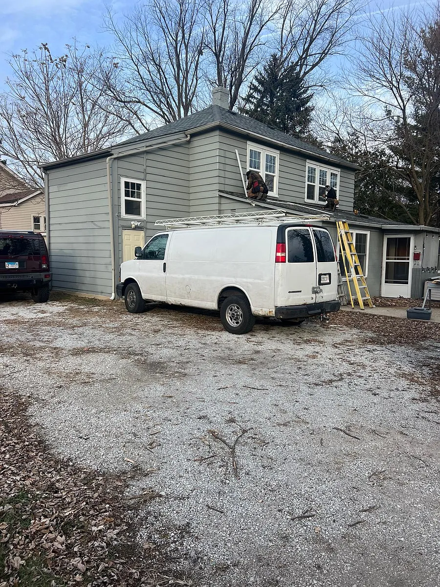 Building Photo - 16054 Cottage Grove Ave #2