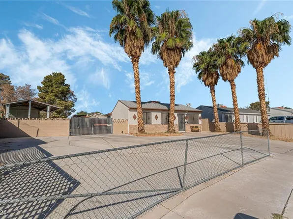 2715 Ventura Way, North Las Vegas, NV 89030