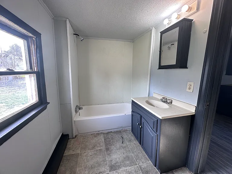 612 South St — Photo 5