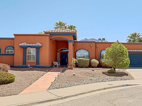 2nd image of 904 Las Palmas Way