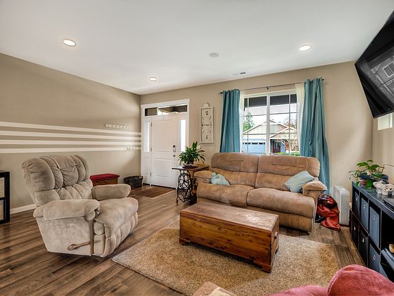 5th image of 4196 SW Stanwick Way
