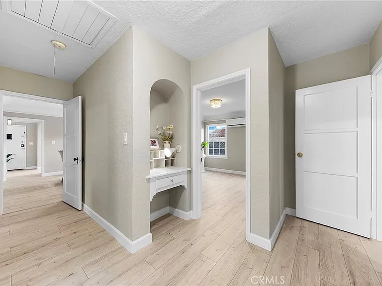 1705 S Fremont Ave — Photo 23