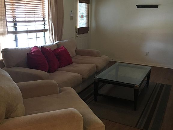 2nd image of 1824 S 8th St #116