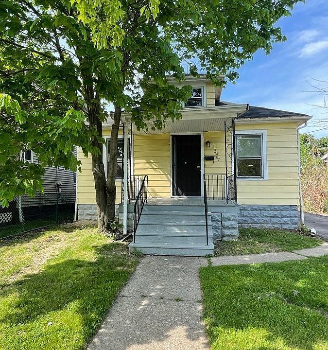 1st image of 12407 Gay Ave