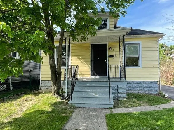 12407 Gay Ave, Cleveland, OH 44105