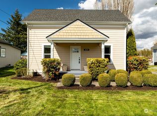 18391 Cascade St, Mount Vernon, WA 98273