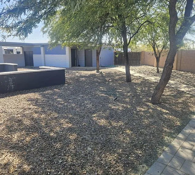 12602 N Scottsdale Rd — Photo 33