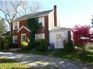 2190 Henry Rd, Sewickley, PA 15143