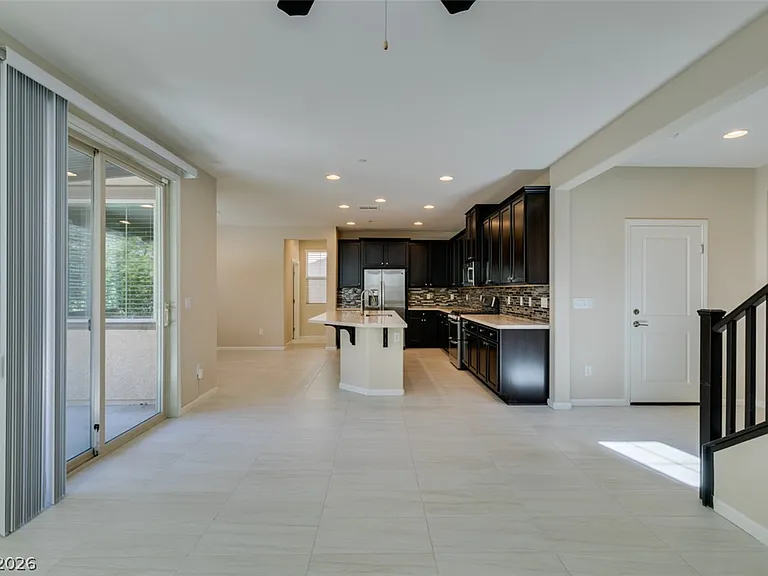 2549 Sable Ridge St — Photo 17