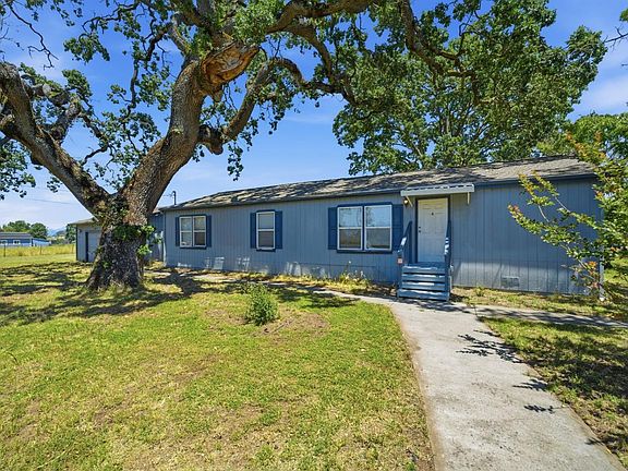 4th image of 4016 Walker Avenue