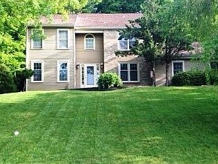 3rd image of 66 Willow Creek Ln