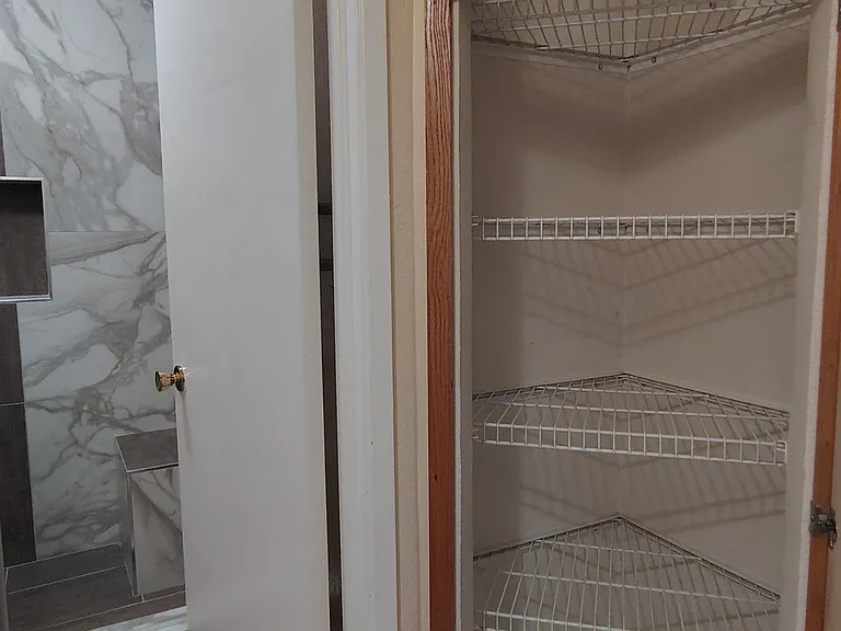1542 Thornleaf Way — Photo 21