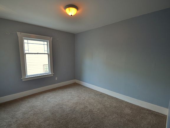 5th image of 5035 45th Ave S