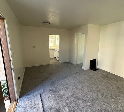 3rd image of 2229 Garnet Ave