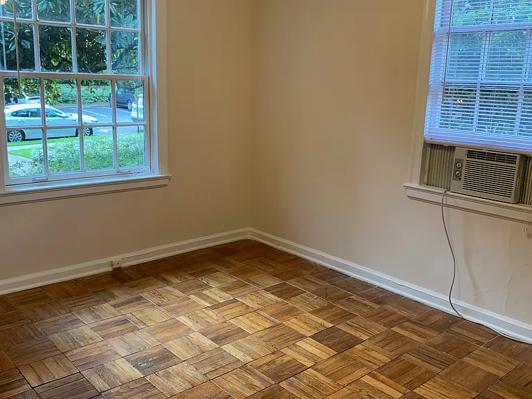 2851 Thornhill Rd #111A — Photo 22