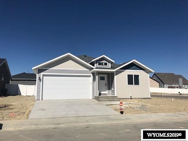 1st image of 1607 Condor Dr