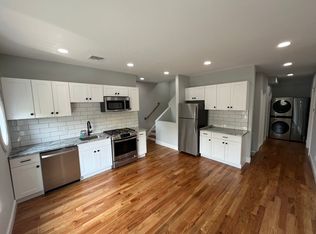 15 Compton St #2, New Haven, CT 06511