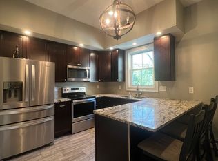 563 Putnam Pike, Smithfield, RI 02828