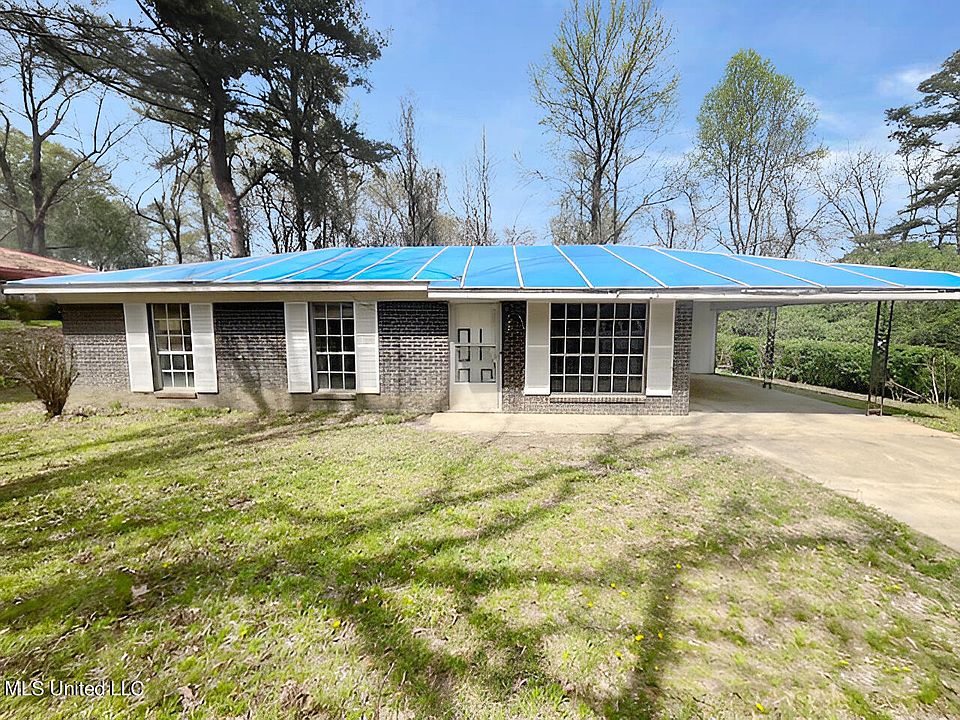 1st image of 104 Warriors Ln