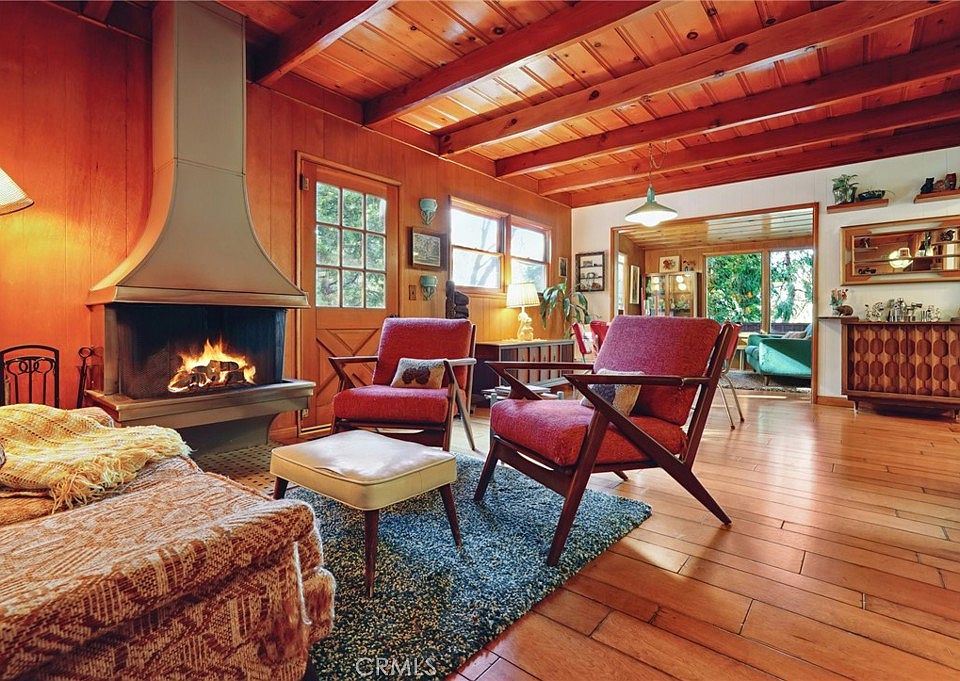 1st image of 24966 Knoll Circle Dr