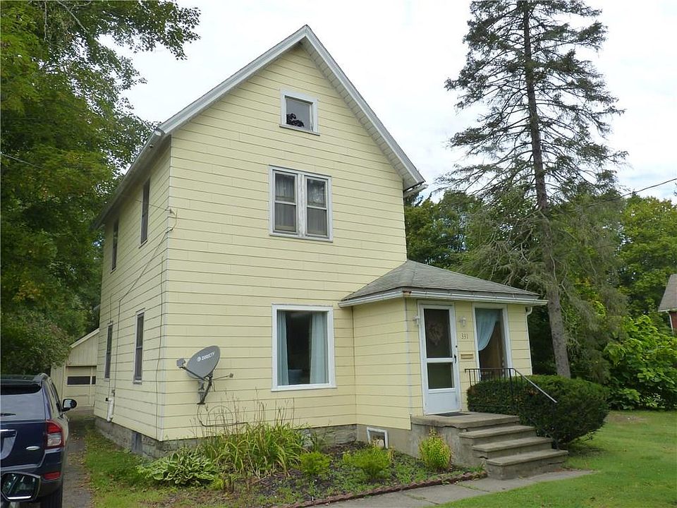 1st image of 331 E Elmwood Ave