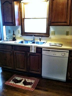 4th image of 18 Barrett Pl