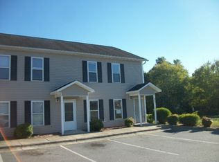 217 22nd St SW APT E, Hickory, NC 28602