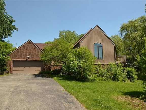 2nd image of 5165 Christine Ct