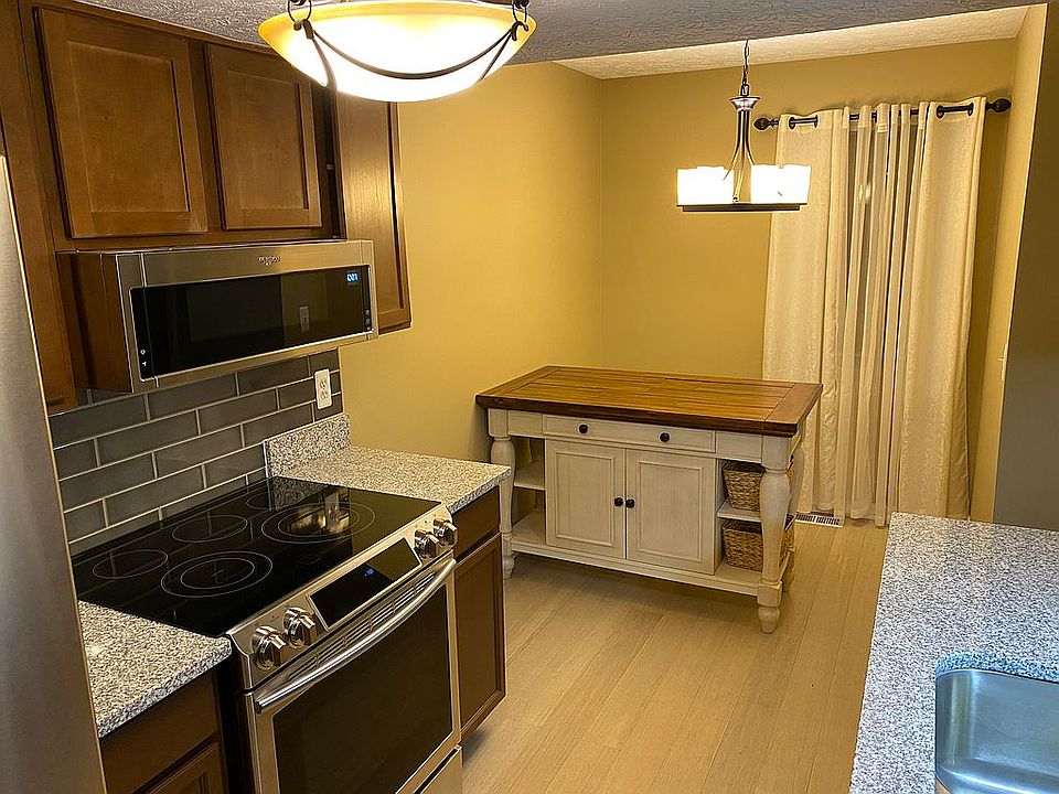 1st image of 9431 Haddington Ct
