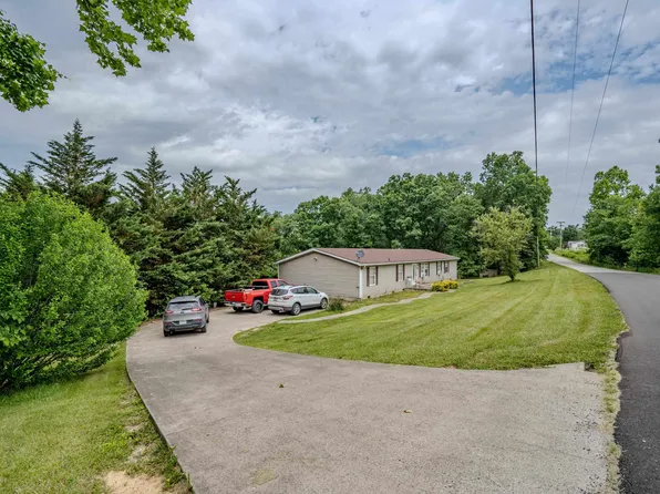 8527 Ponderosa Rdg, Ashland, KY 41102