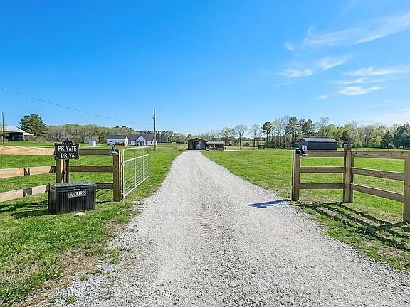 4th image of 25872 Union Hill Rd