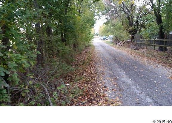 3rd image of 18611 Bushyhead Dr