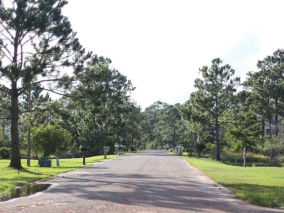 5th image of 4790 Bayside Dr