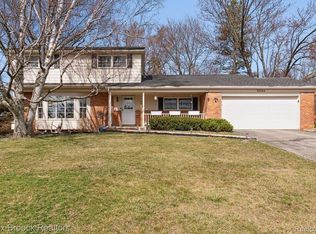 30244 Barwell Rd, Farmington Hills, MI 48334