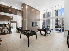 1810 Main Apartments