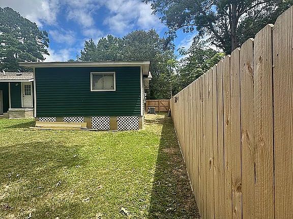 5th image of 4569 Meadowmont Dr