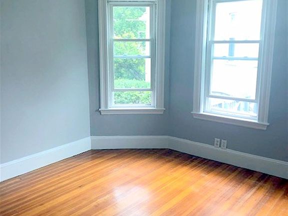 2nd image of 2214 Mystic Valley Pkwy #1A